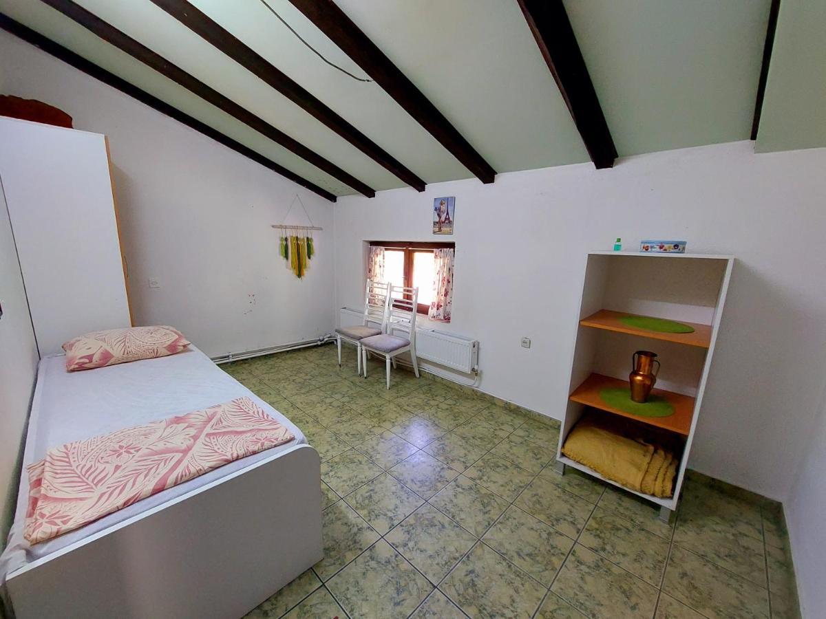 סקופיה Incredible Apartment With A Mountain View - Matka מראה חיצוני תמונה