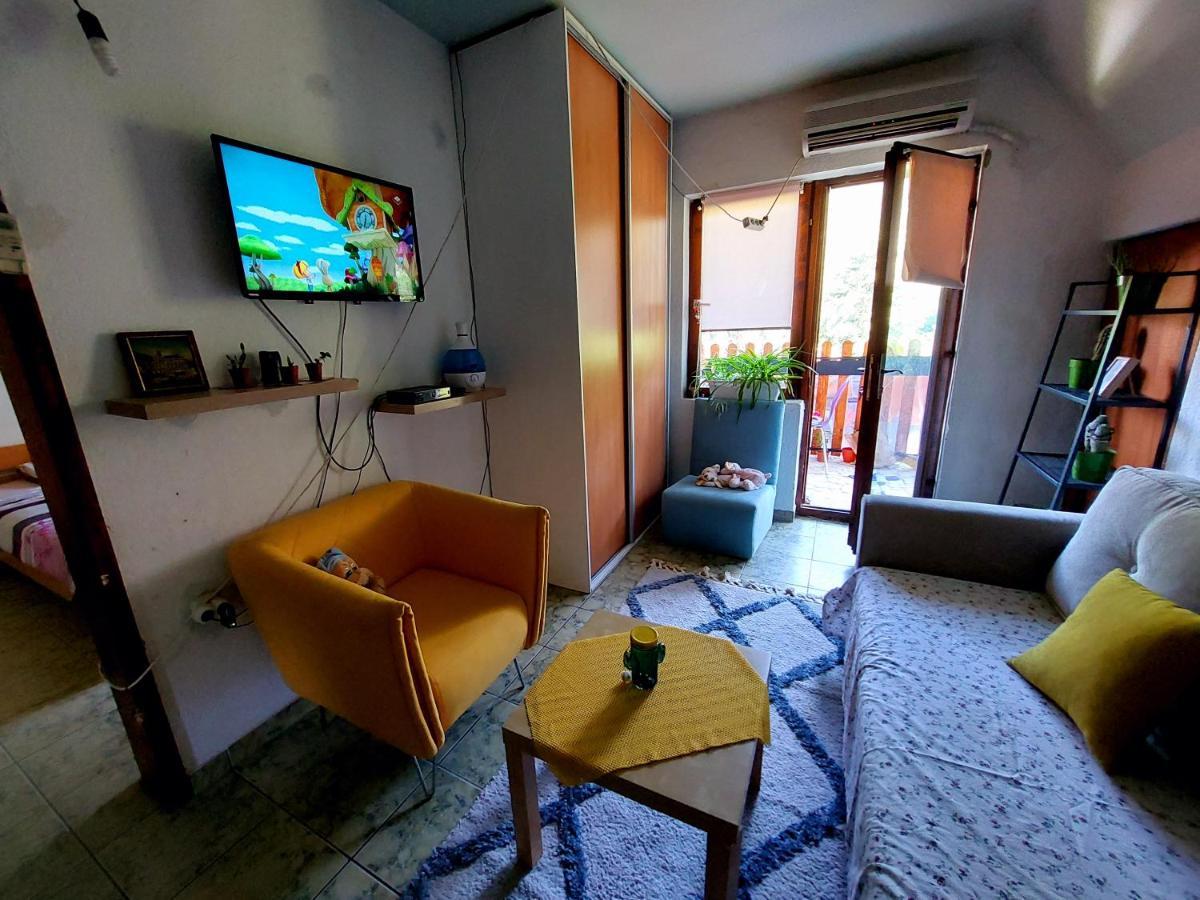 סקופיה Incredible Apartment With A Mountain View - Matka מראה חיצוני תמונה