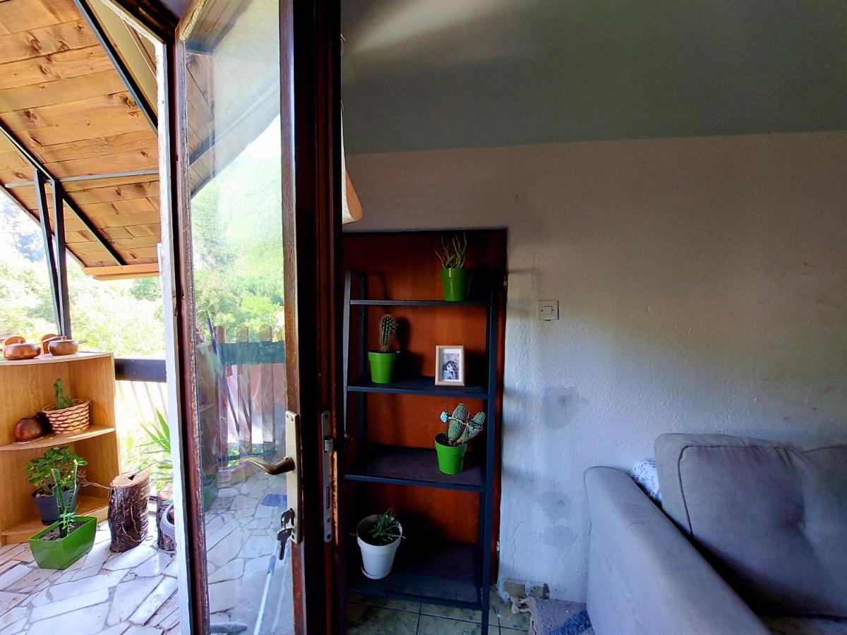 סקופיה Incredible Apartment With A Mountain View - Matka מראה חיצוני תמונה