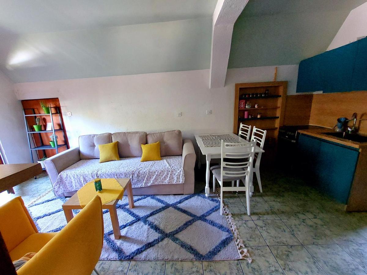 סקופיה Incredible Apartment With A Mountain View - Matka מראה חיצוני תמונה